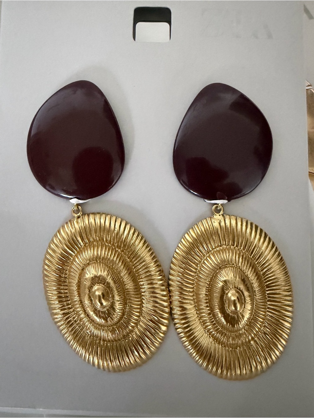 Zara Stone Shell Earrings